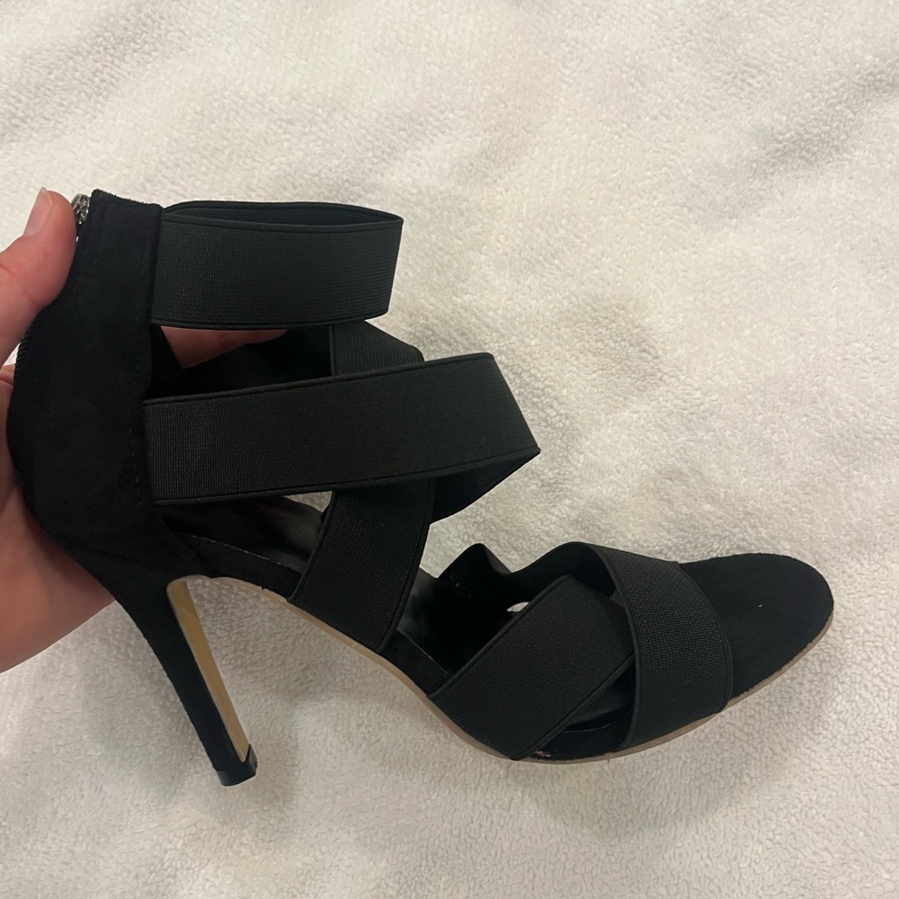 NEW heels